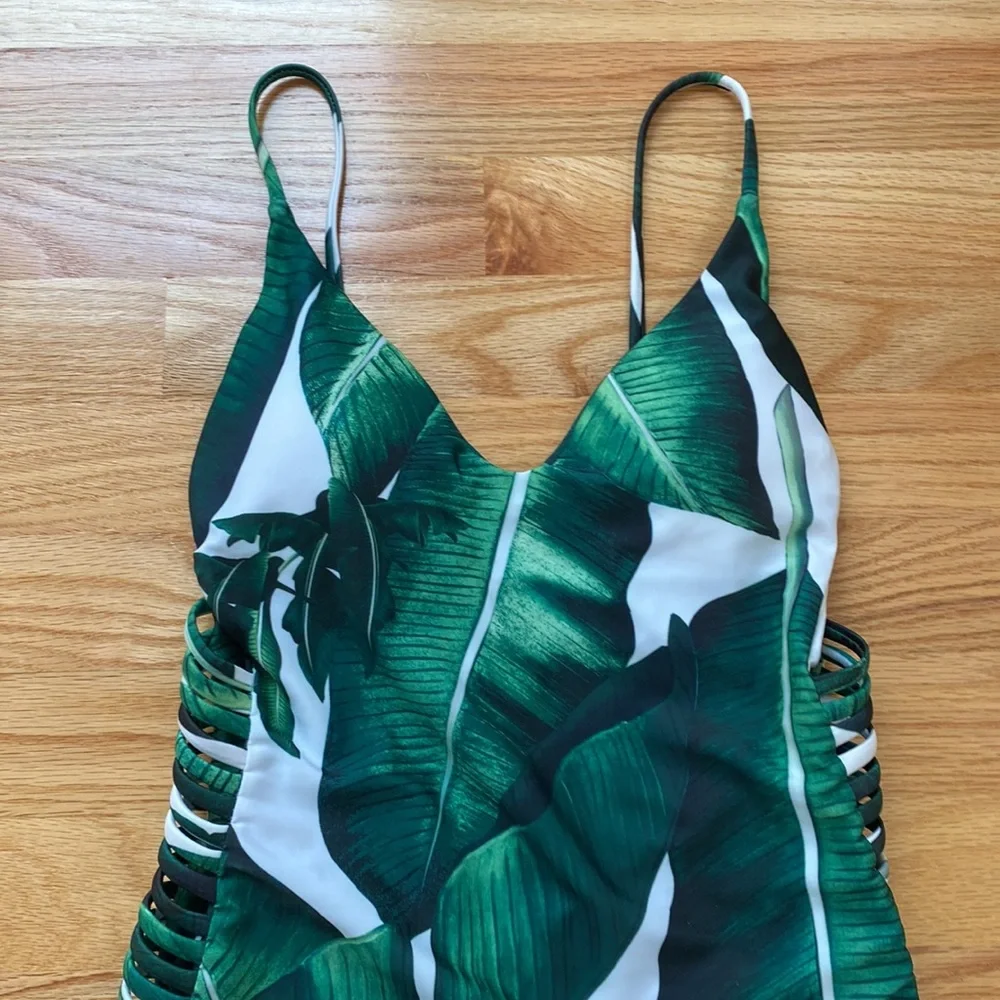 Cupshe Women’s One Piece Bathing Suit - Cheeky - Tropical Palm Leaves